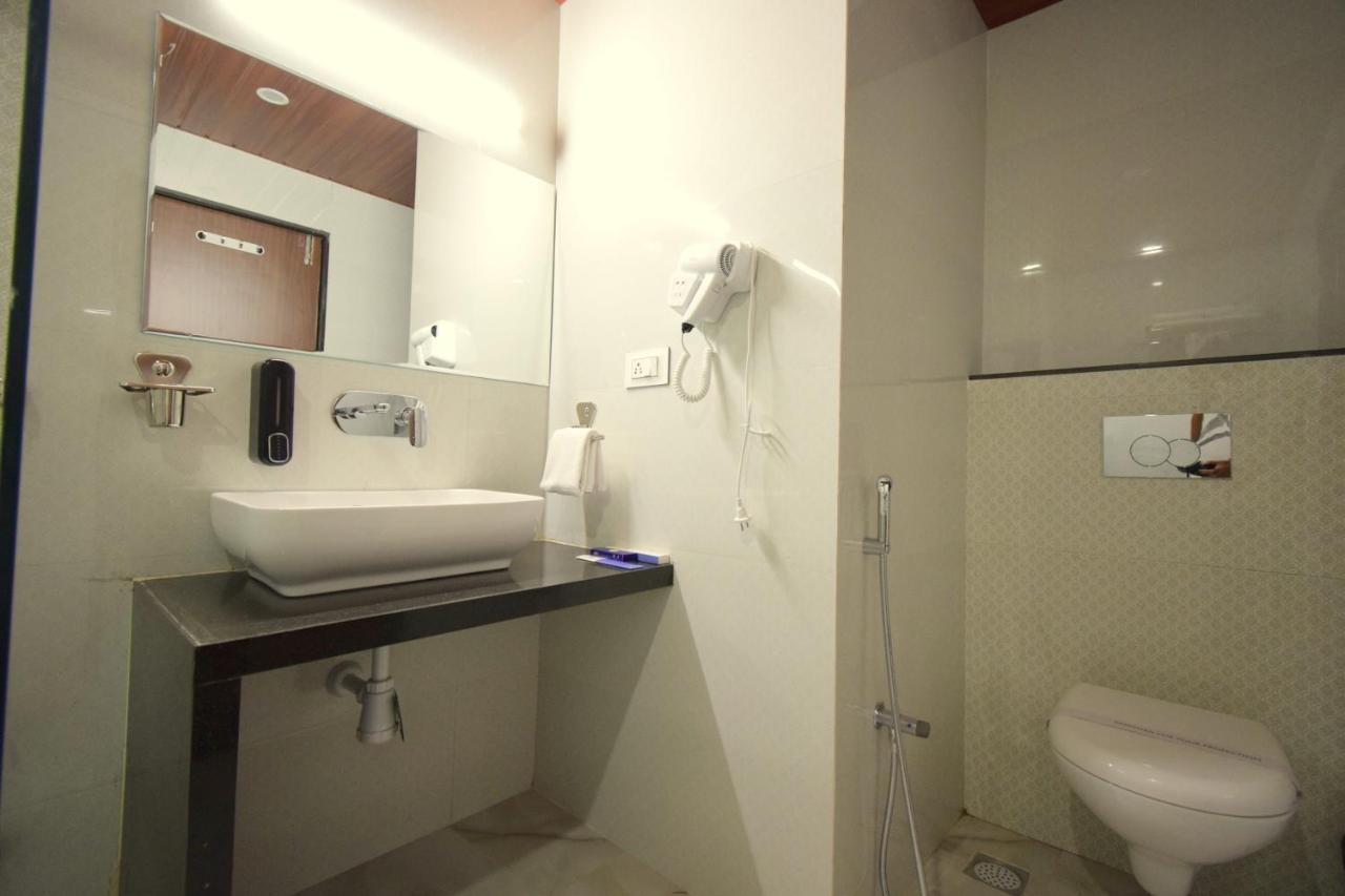 The Sky Imperial - Shahi Hotels & Resort Nathdwara Ngoại thất bức ảnh