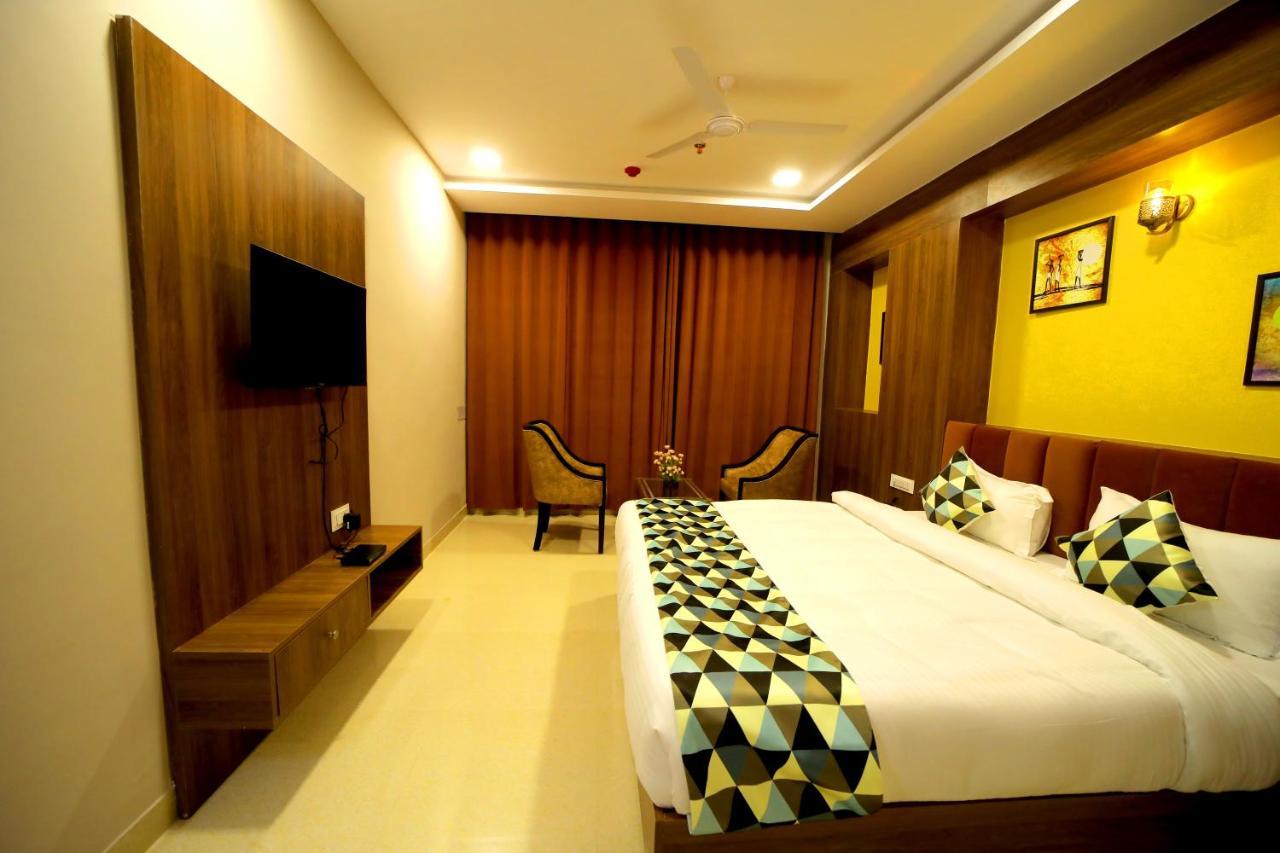 The Sky Imperial - Shahi Hotels & Resort Nathdwara Ngoại thất bức ảnh
